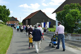 Bittprozession am Pfingstmontag (Foto: Karl-Franz Thiede)